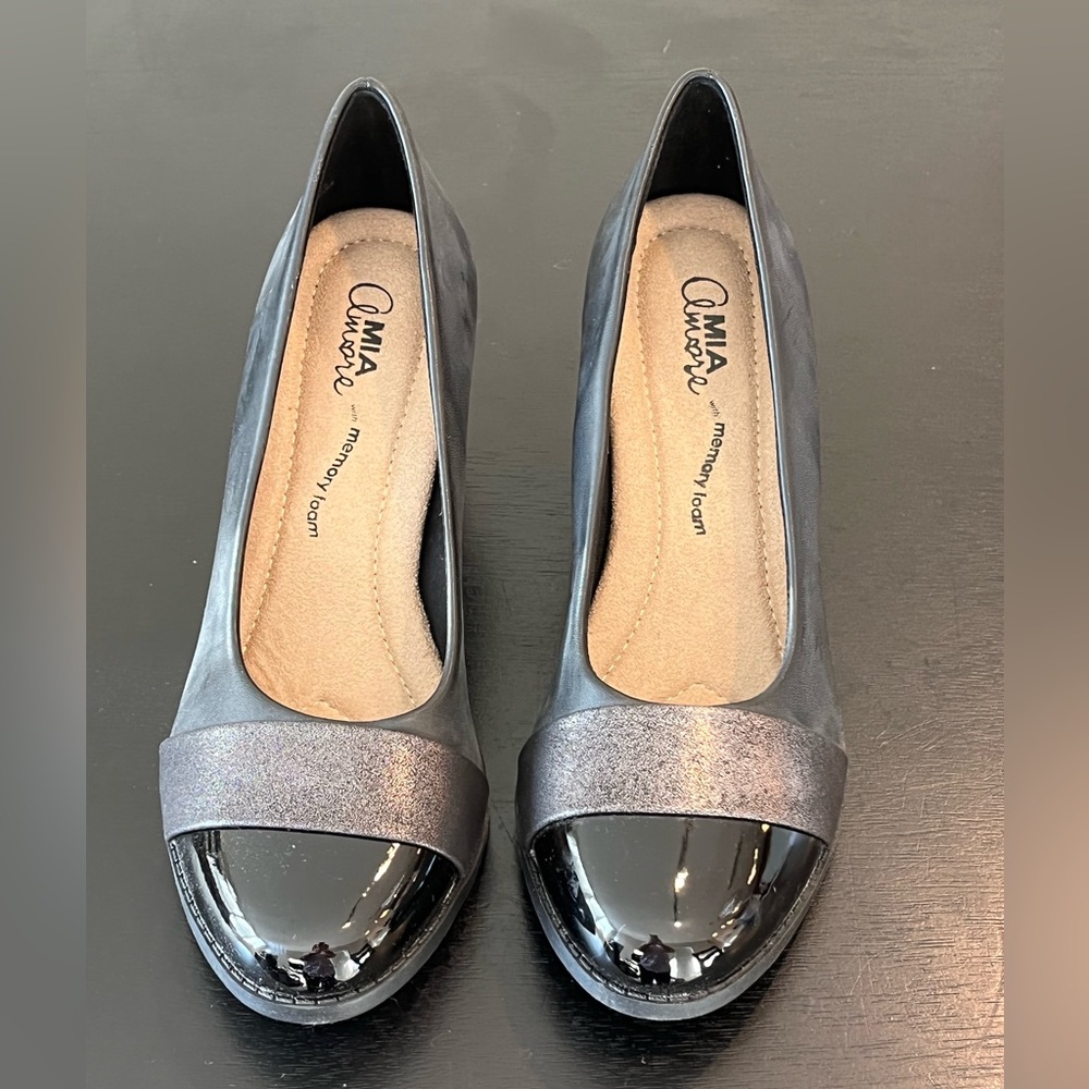 Beautiful Brand New Shoes by Mia Amore